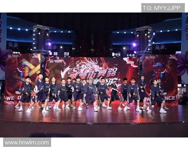 重庆街舞队边路渗透战术解析与街舞文化的深度融合探讨