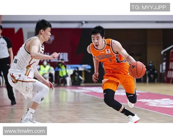 郭昊文：从篮球新星到职业生涯的精彩转折与未来展望