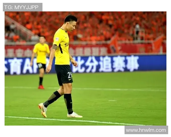 鲁能与恒大球迷激情对决精彩瞬间回顾视频分享