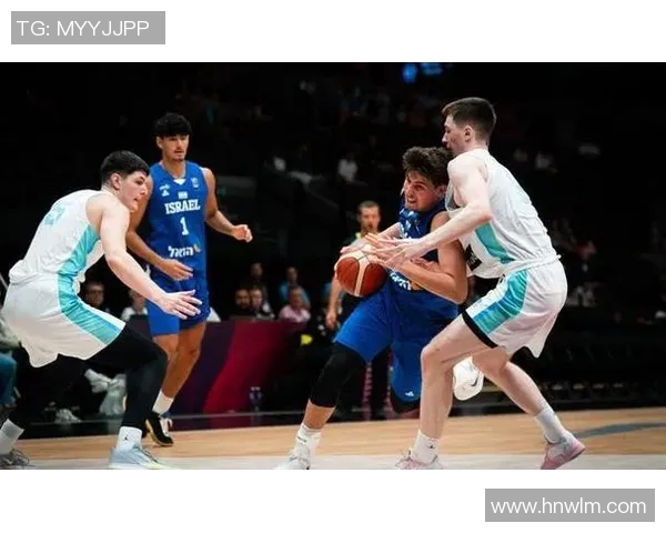 美国男篮与加拿大男篮激战正酣争夺篮球荣耀的巅峰对决