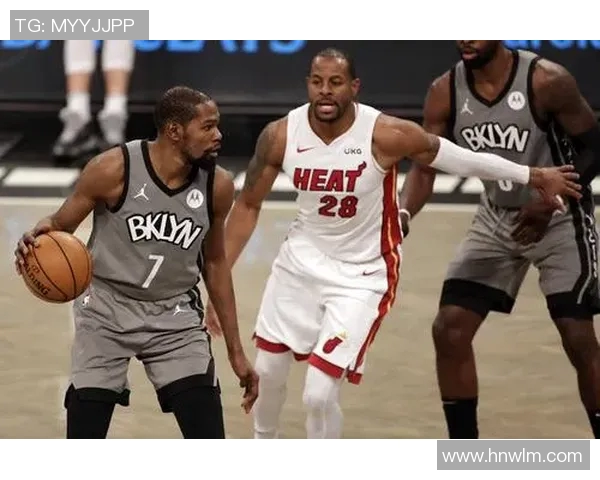 NBA猛龙与热火对决前瞻分析双方阵容状态及战术布局探讨