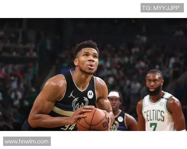 字母哥愤怒撕裂球衣雄鹿惨败后更衣室冲突升级引发热议