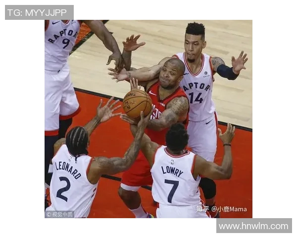 尼克斯与猛龙激战正酣NBA赛季精彩对决回顾与分析