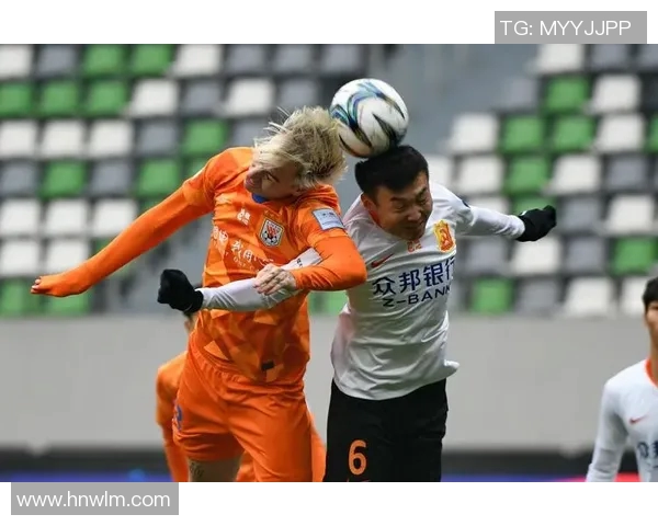 04年鲁能与武汉的巅峰对决回顾：激情四溢的足球盛宴与历史瞬间