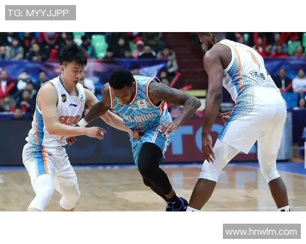 拿玻里与巴黎的足球对决：激情碰撞与战术较量的巅峰之战