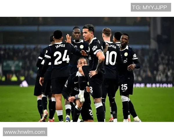 曼联与塞尔塔激战正酣最终比赛结果揭晓引发热议