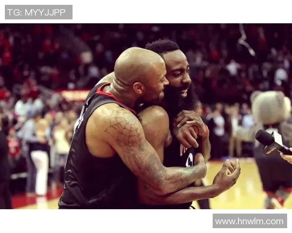 火箭与太阳对决回顾:2007至2008赛季的经典碰撞与精彩瞬间分析 火箭与太阳对决回顾:2007至2008赛季的经典碰撞与精彩瞬间分析