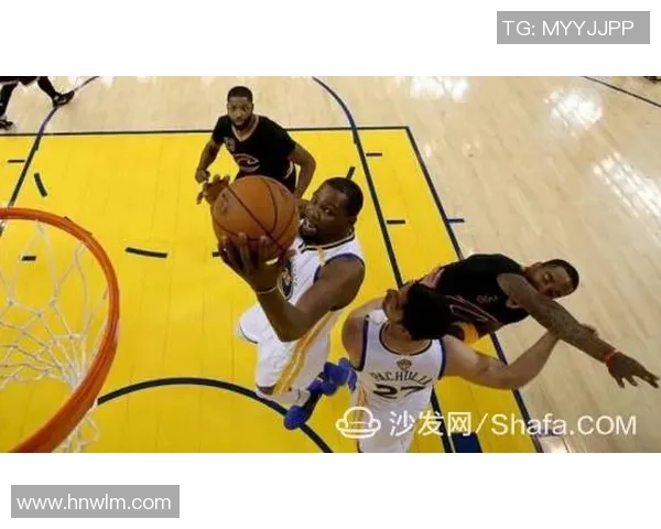 骑士与勇士精彩对决回放12月6日比赛全程回顾与精彩瞬间分析